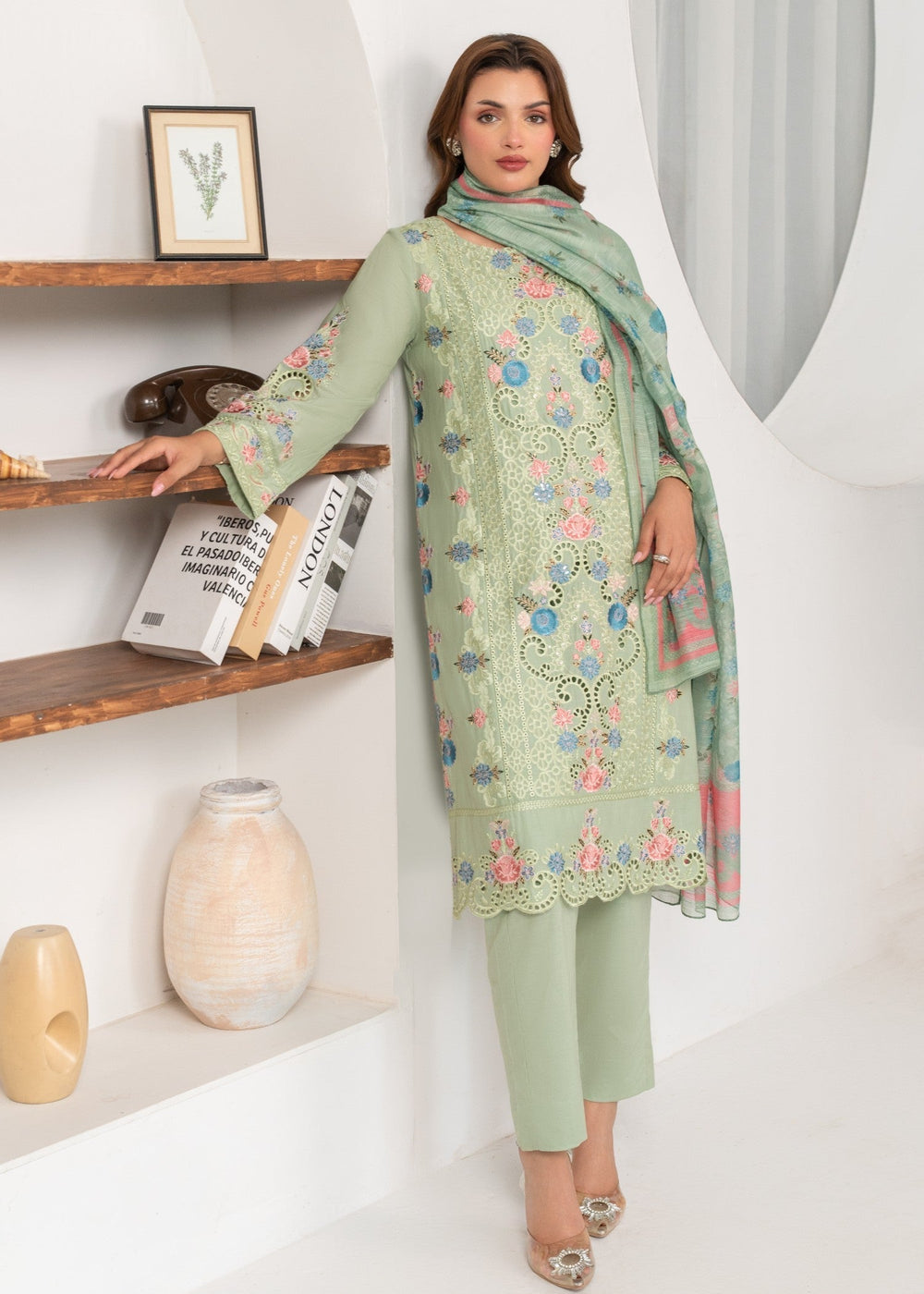 Ready to wear Embroidered lawn 3pc 003G