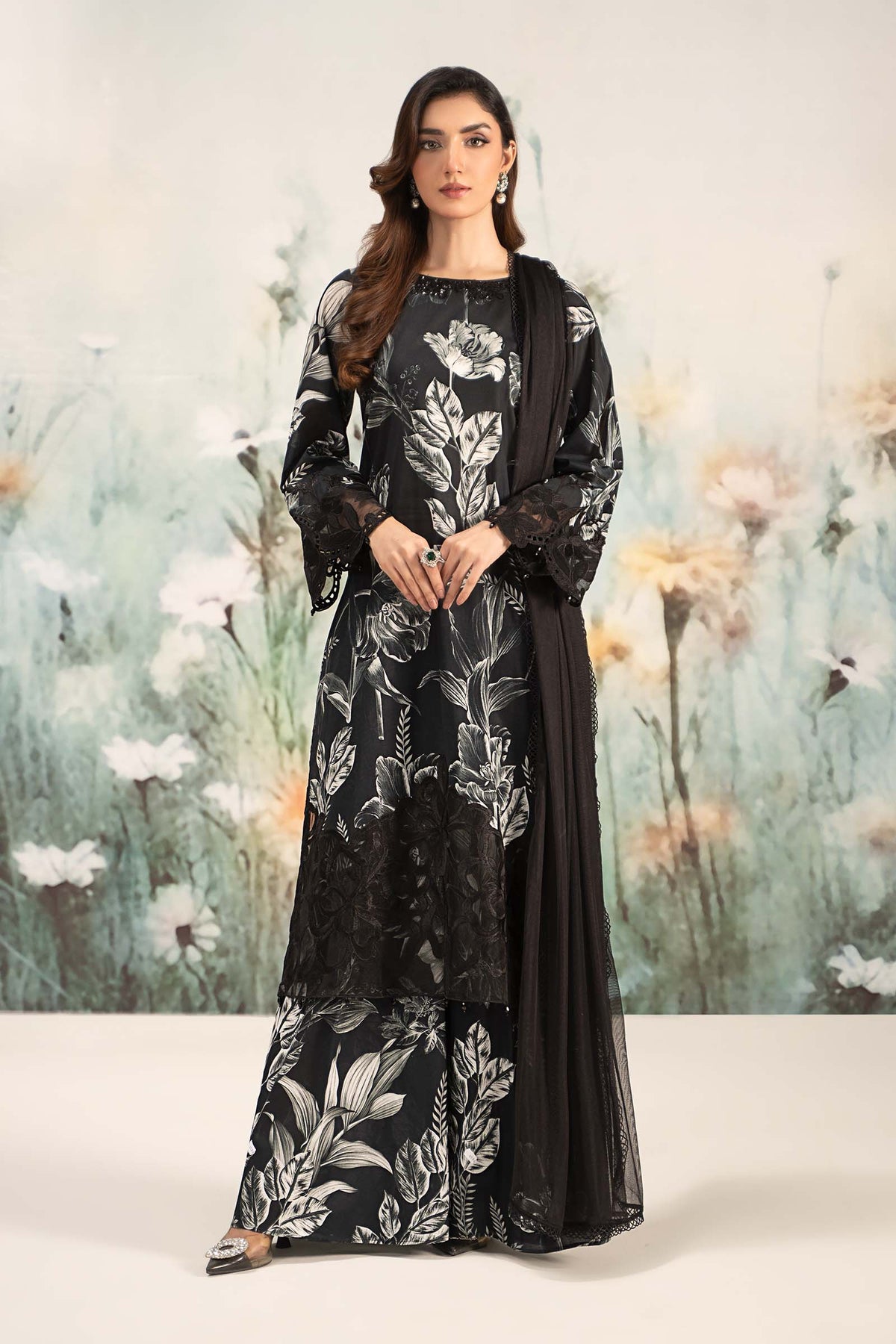 3 Piece Unstitched Lawn Suit 016B