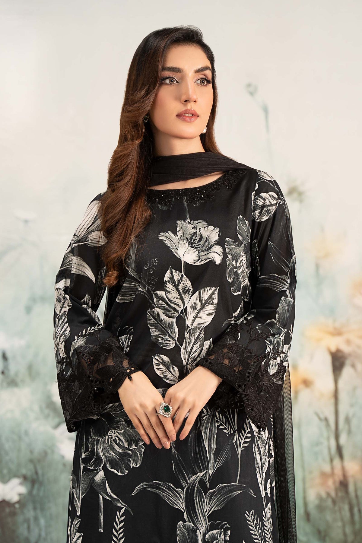 3 Piece Unstitched Lawn Suit 016B