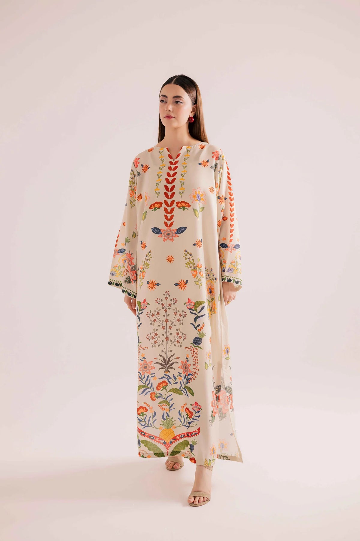 Printed kaftan stitched