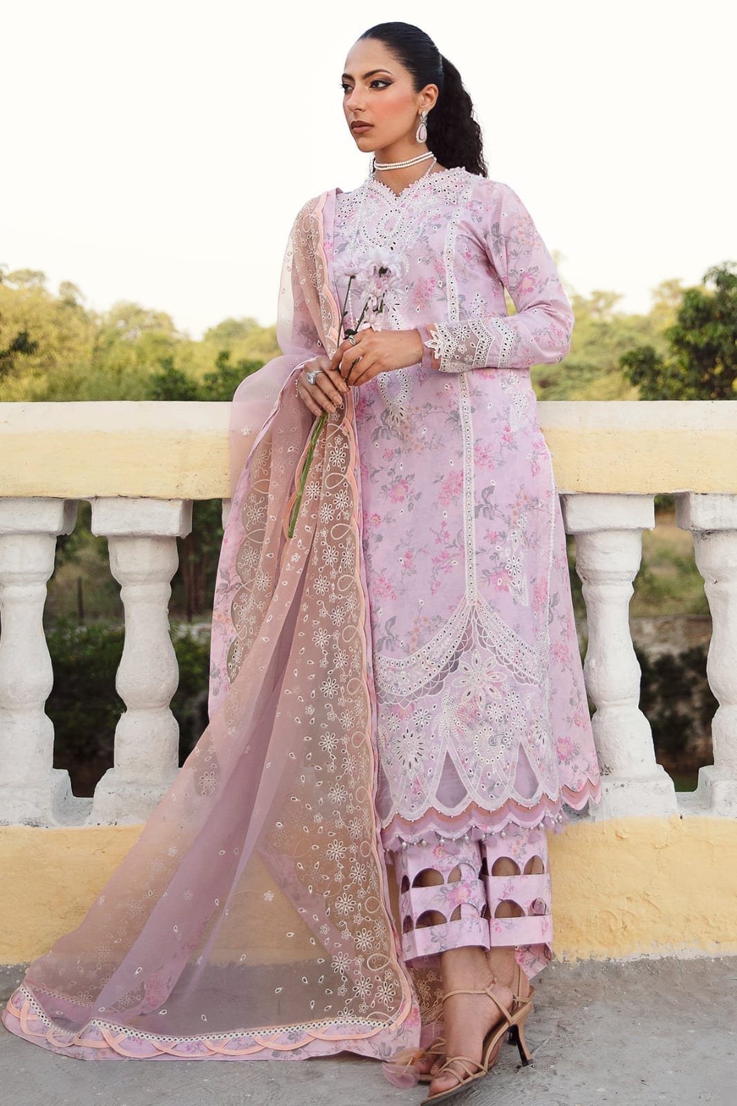 Luxury Embroidered lawn unstitched L013
