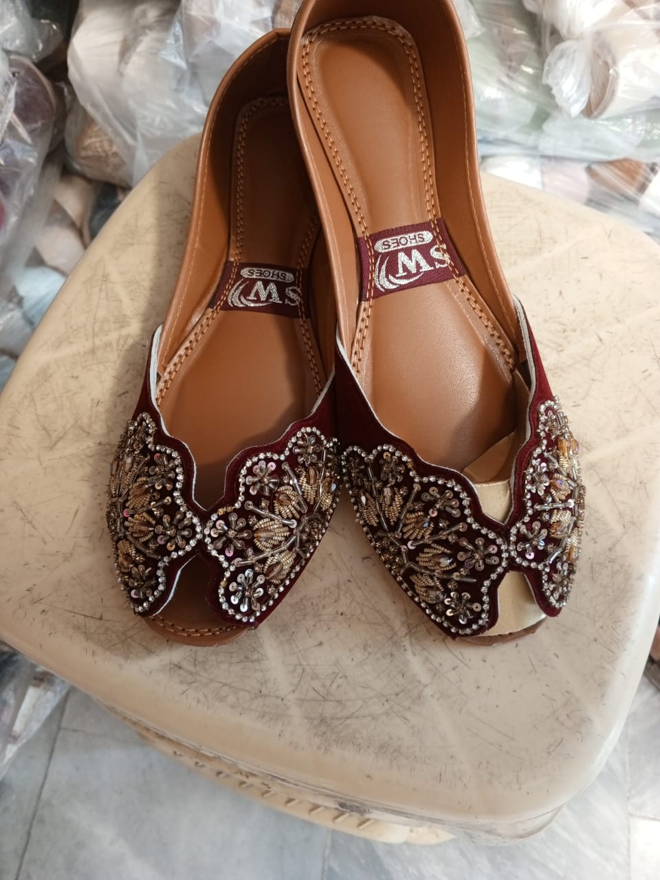 new open cut khussa - LadiesKurtasuae 