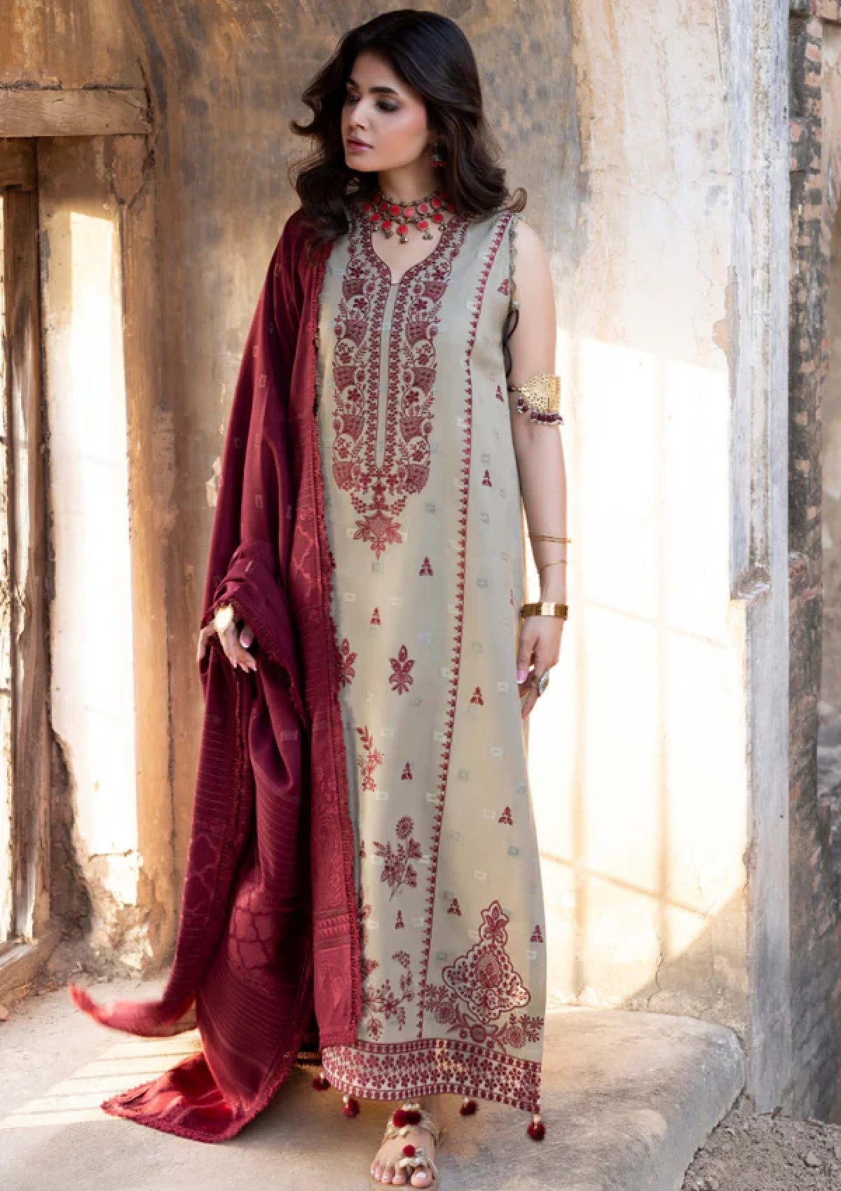 Winter wool Luxury’s embroidered 3pcs 002