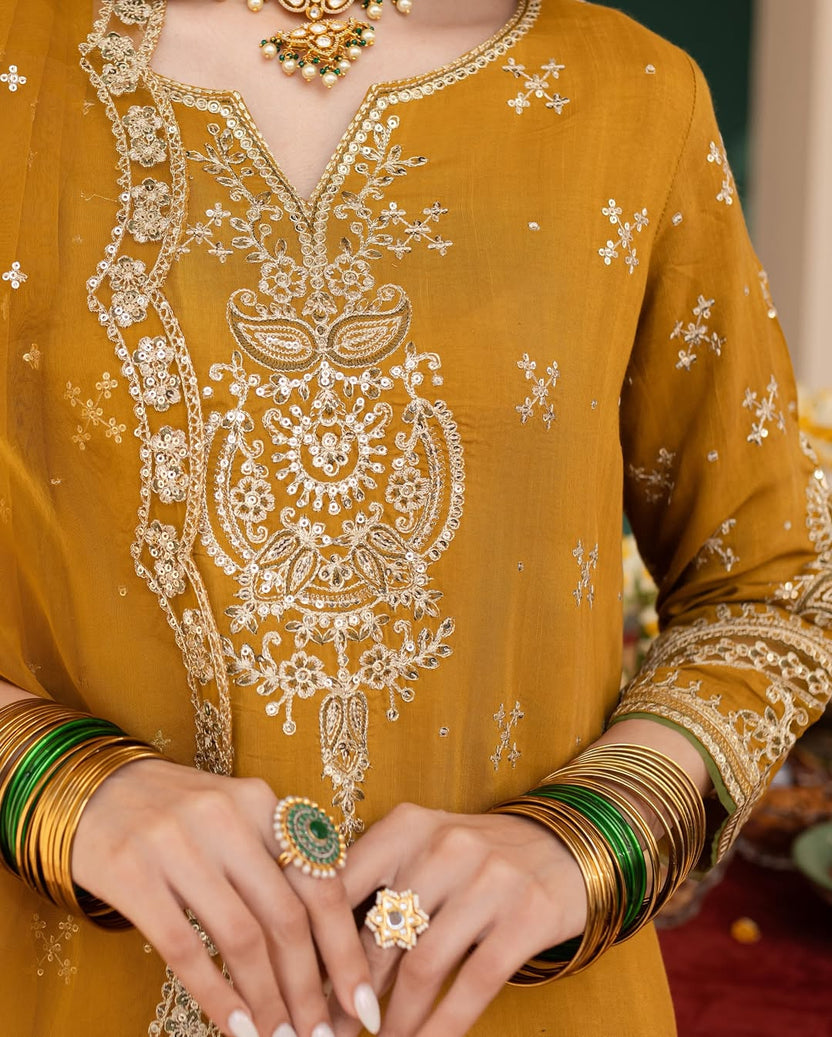 Luxury Eid  Embroidered 3-Piece Suit | summer stitched Collection