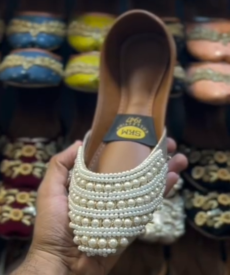 white pearl work khussa - LadiesKurtasuae 