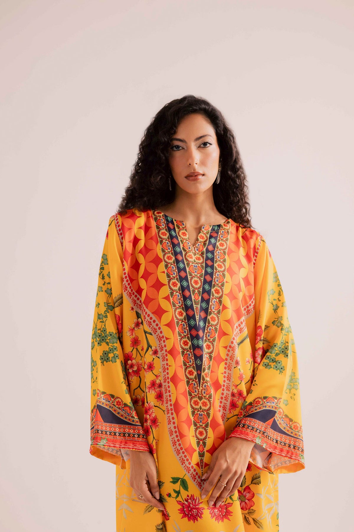 Printed kaftan stitched