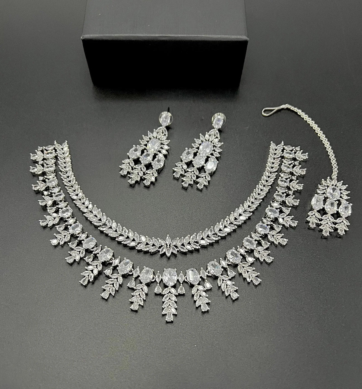 Double patti set American diamond - LadiesKurtasuae 