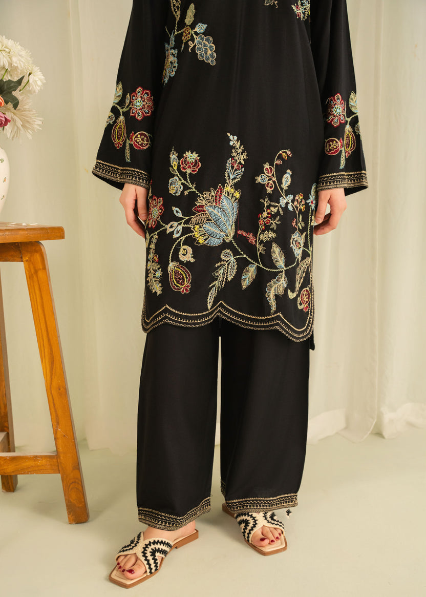 Women's Bottle Green Linen Suit - Embroidered 3pc Winter Eastern Wear